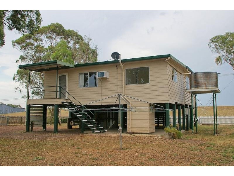 48 Alice Street, Dalby QLD 4405