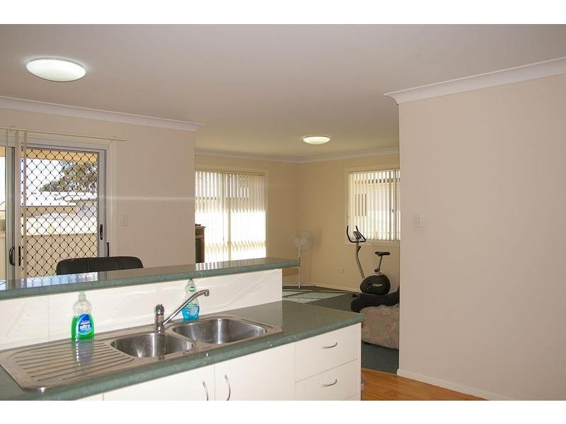 2/4 Mcpherson Court, Dalby QLD 4405