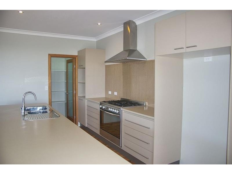 32 Diggers Drive, Dalby QLD 4405