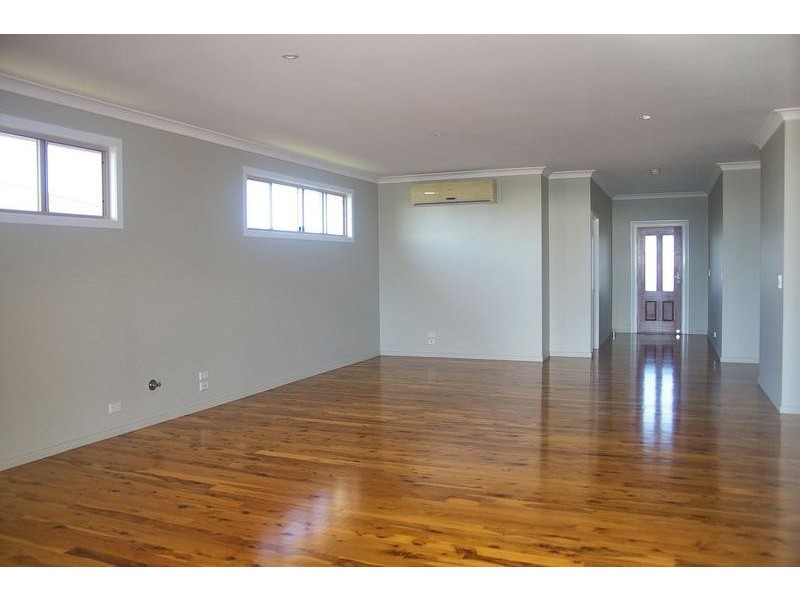 32 Diggers Drive, Dalby QLD 4405