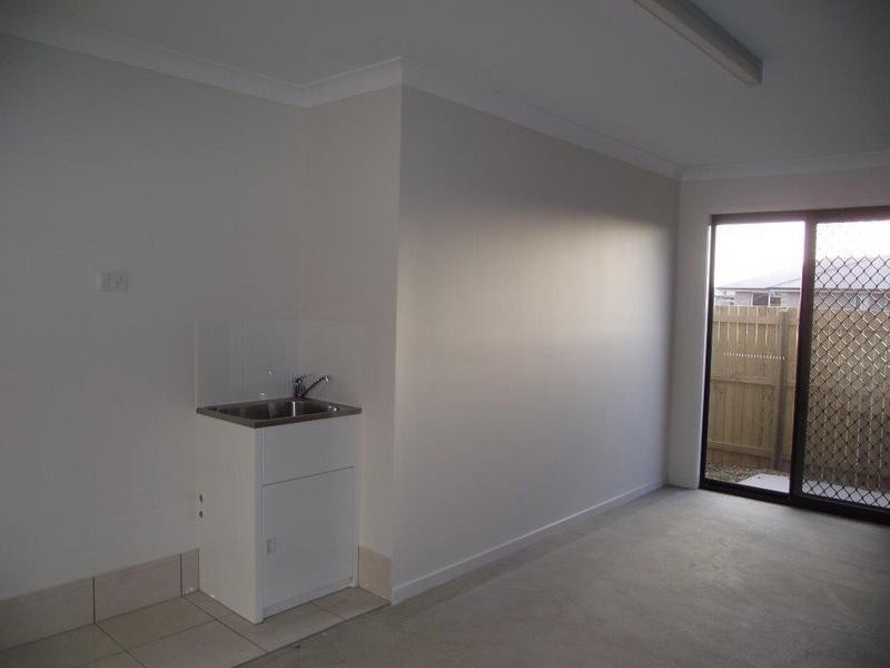 33 Gosden Drive, Dalby QLD 4405