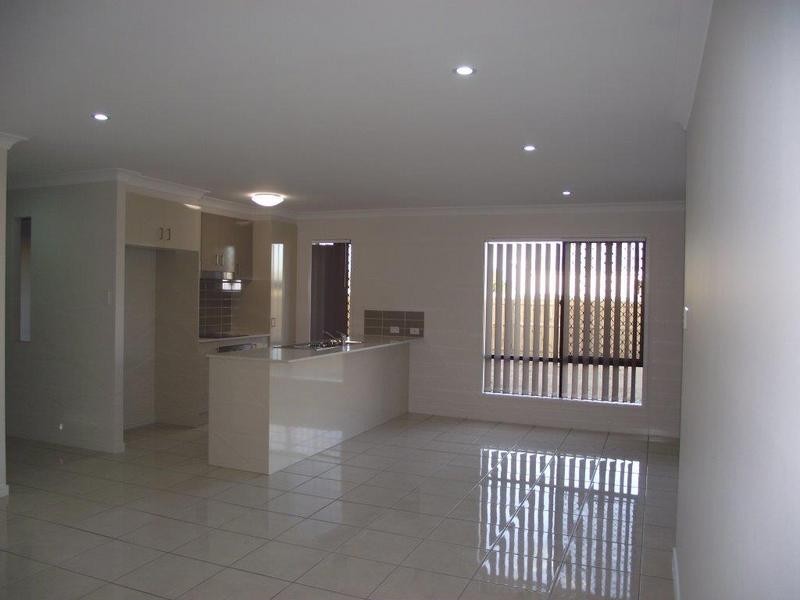 33 Gosden Drive, Dalby QLD 4405