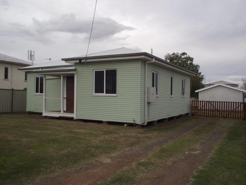 7 Clark Street, Dalby QLD 4405