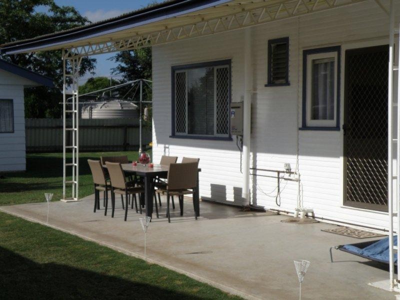 23 Bligh Street, Dalby QLD 4405