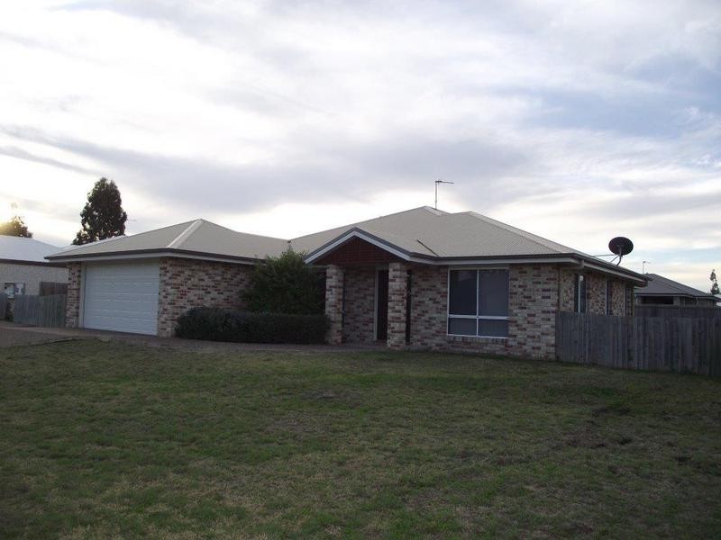 10 Trentwood Parade, Dalby QLD 4405