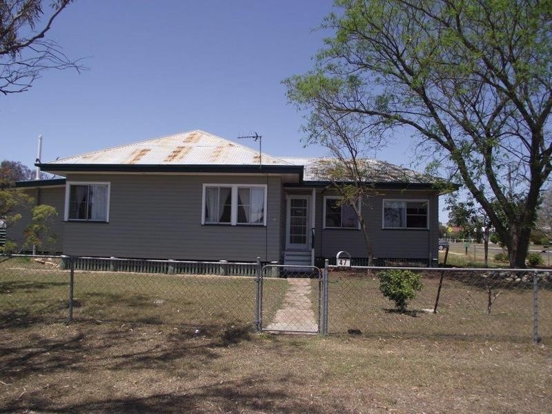 47 Charles Street, Dalby QLD 4405