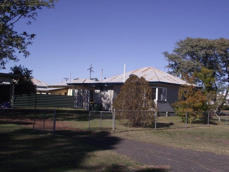 47 Charles Street, Dalby QLD 4405