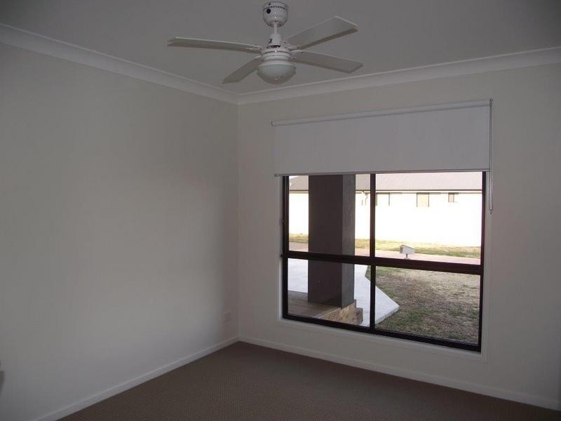 12 Barry Place, Dalby QLD 4405