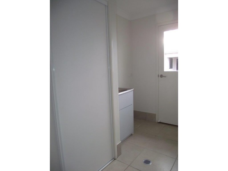 15 Barry Place, Dalby QLD 4405