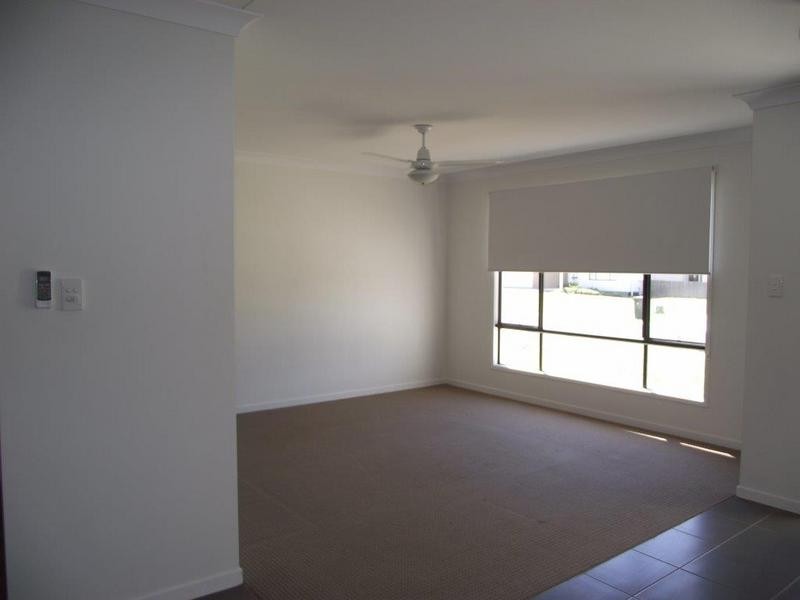 26 Barry Place, Dalby QLD 4405
