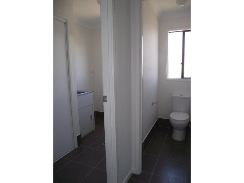 26 Barry Place, Dalby QLD 4405