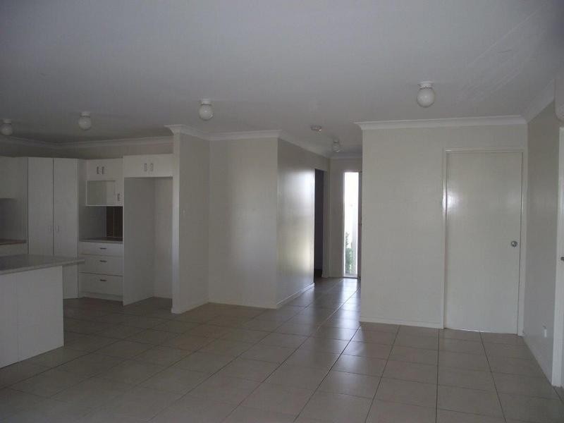 38 Gosden Drive, Dalby QLD 4405