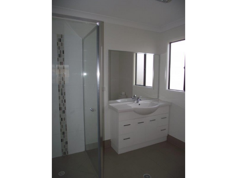 44 Gosden Drive, Dalby QLD 4405