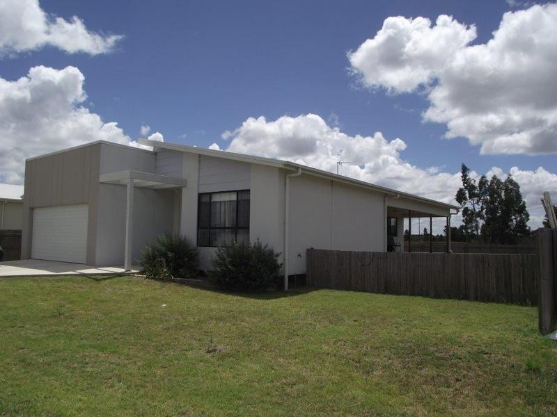 52 Gosden Drive, Dalby QLD 4405