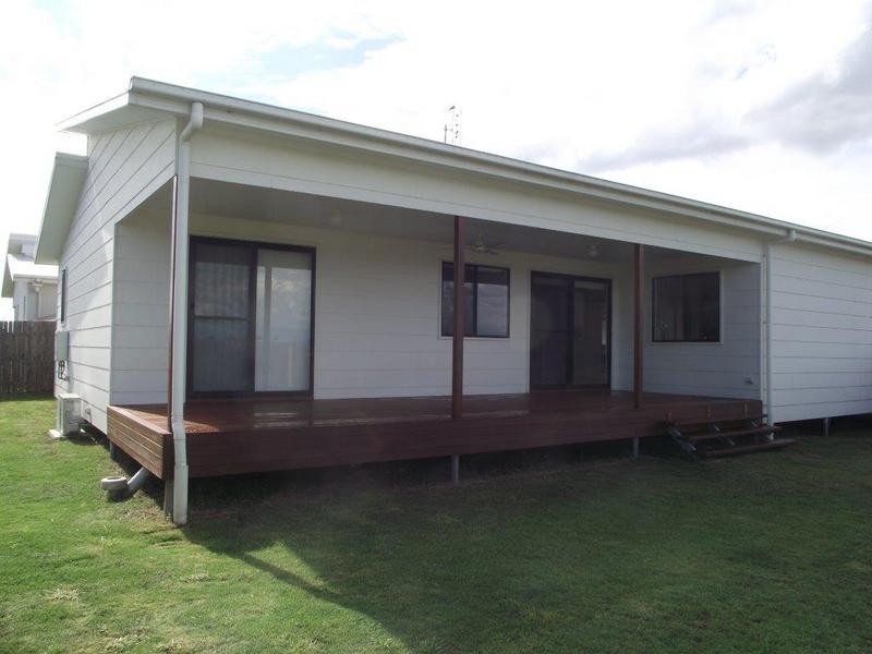 16 Keys Place, Dalby QLD 4405