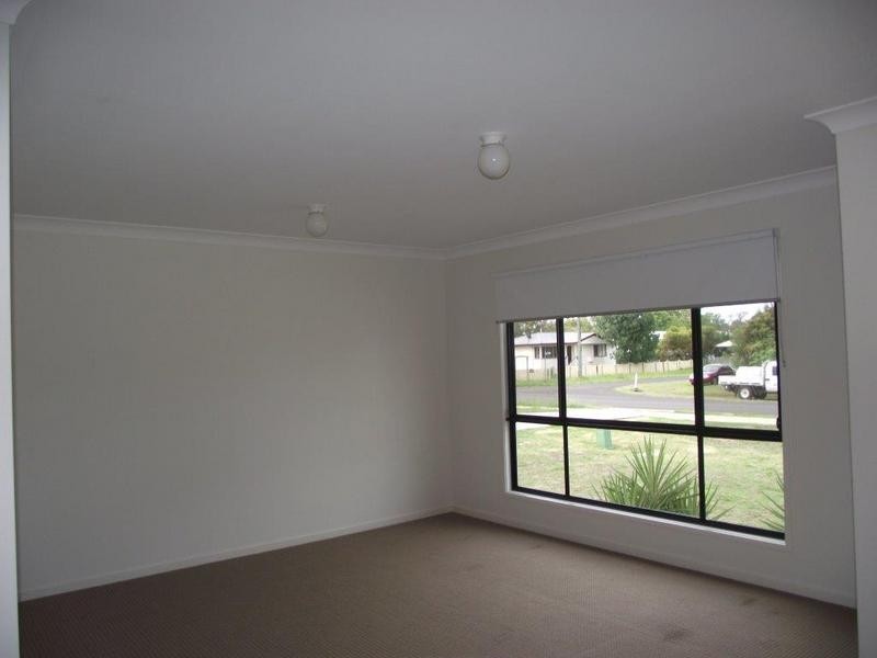 54 Wyley Street, Dalby QLD 4405