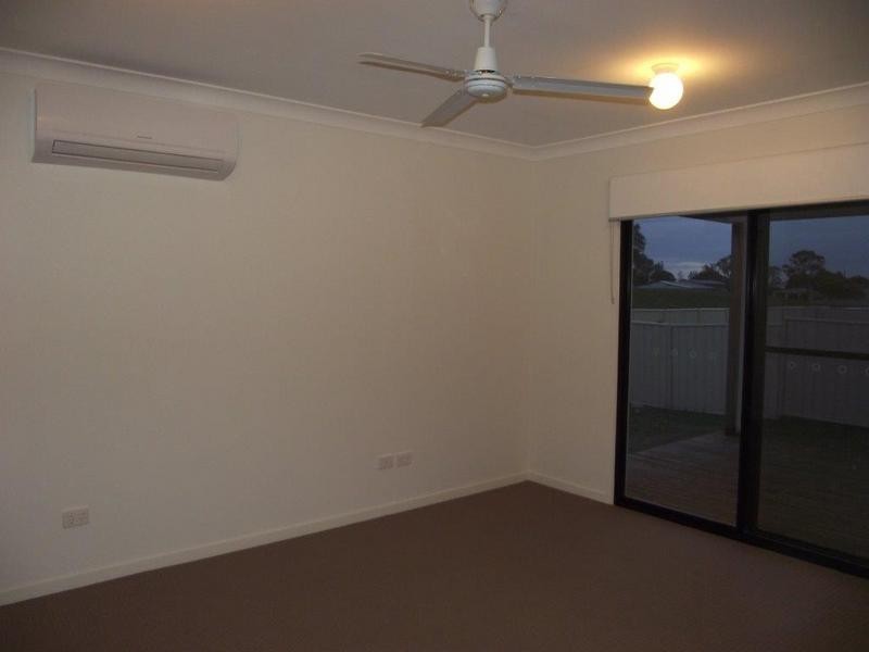 18 Barry Place, Dalby QLD 4405