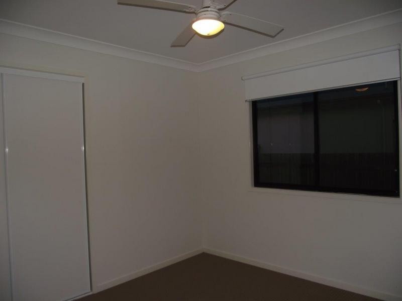 18 Barry Place, Dalby QLD 4405