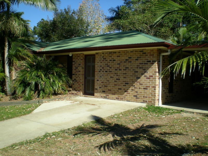 6 Christine Court, Mooloolah Valley QLD 4553