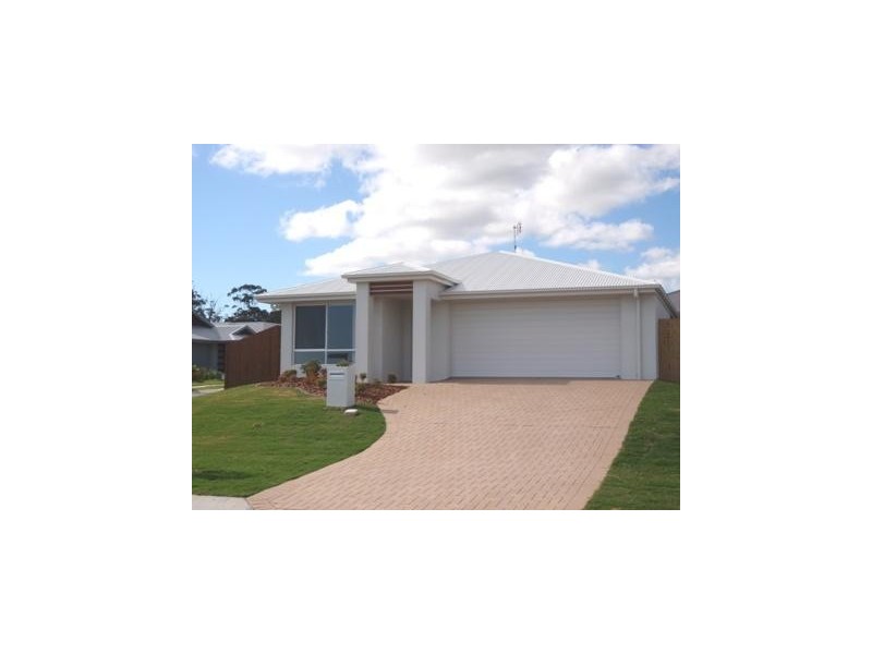 5 Kurrimine Crescent, Mountain Creek QLD 4557