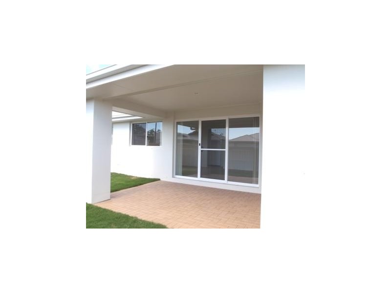 5 Kurrimine Crescent, Mountain Creek QLD 4557