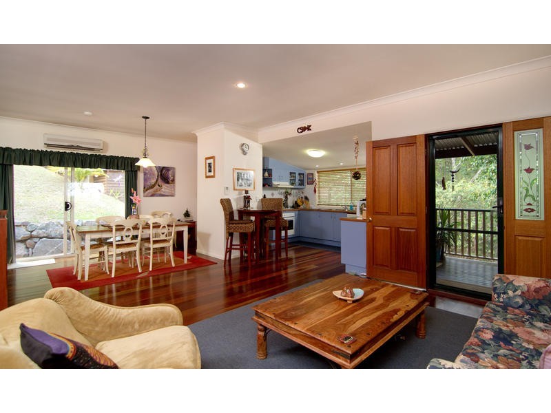 4 Firetail Place, Glenview QLD 4553