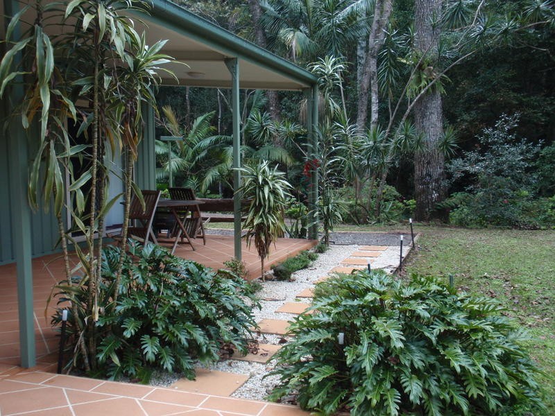 86 Harris Road, Diamond Valley QLD 4553