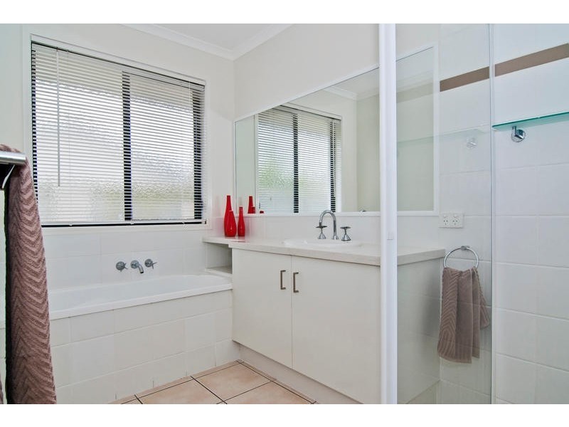 2 Mykonos Court, Parrearra QLD 4575