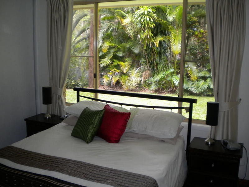 12 Isambert Road, Glenview QLD 4553