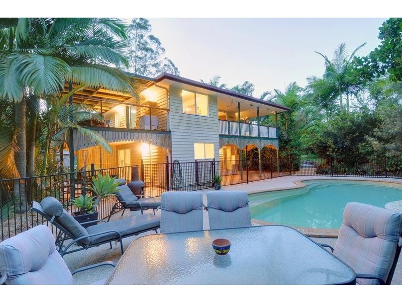 9 Adriano Court, Palmview QLD 4553