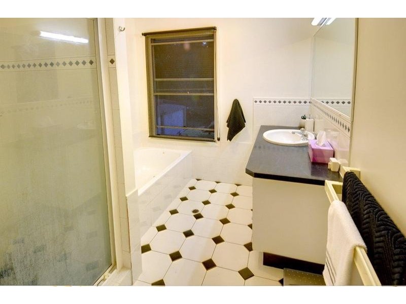 9 Adriano Court, Palmview QLD 4553