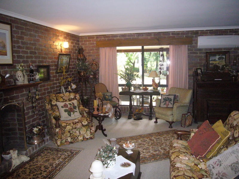 25 Evans Grove Road, Glenview QLD 4553