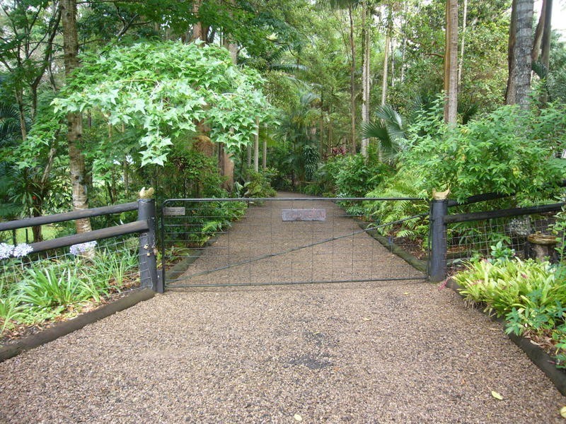 25 Evans Grove Road, Glenview QLD 4553