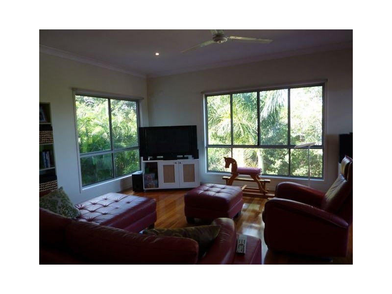 5 Rosella Place, Nambour QLD 4560