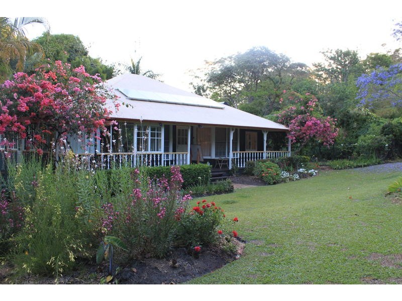 2 Freshwater Court, Glenview QLD 4553