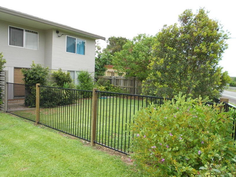 73 Peachester Road, Beerwah QLD 4519