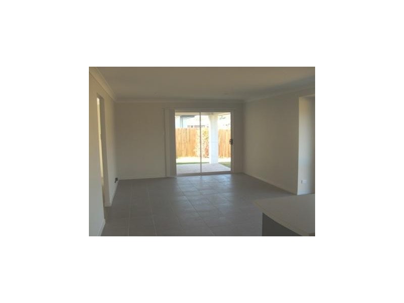 44 Creekside Drive, Sippy Downs QLD 4556