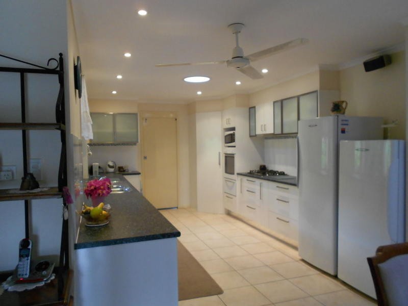 127 Mooloolah Meadows Drive, Mooloolah Valley QLD 4553