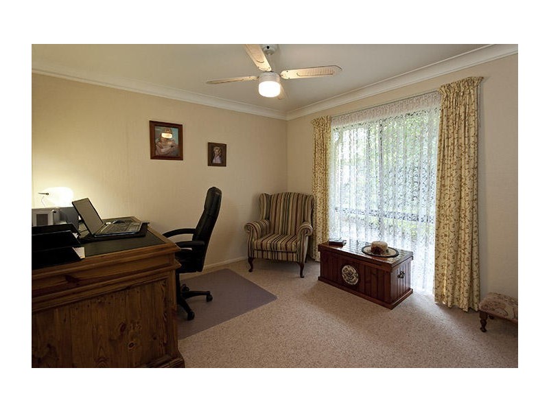 5 Treetop Court, Mooloolah Valley QLD 4553