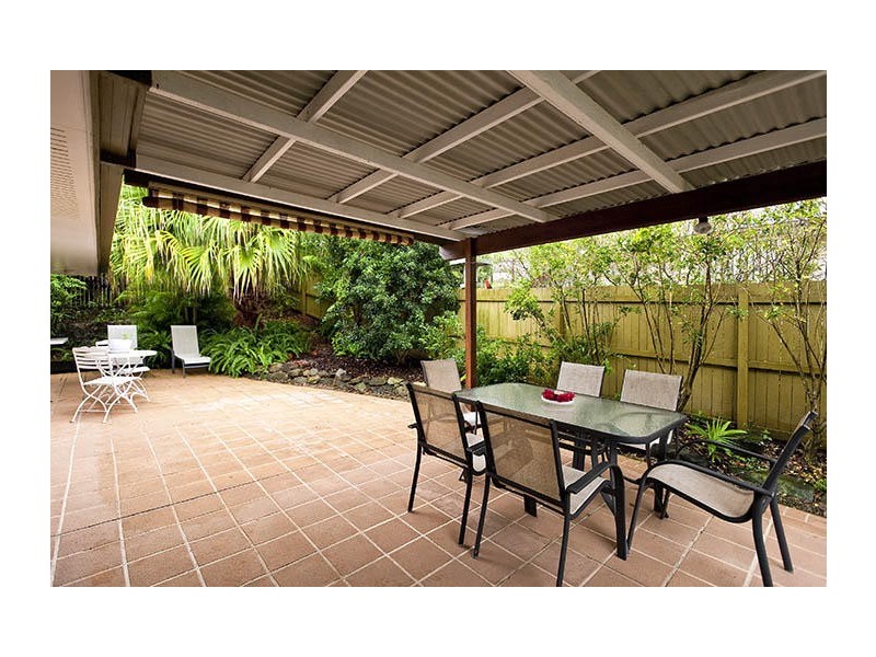 5 Treetop Court, Mooloolah Valley QLD 4553