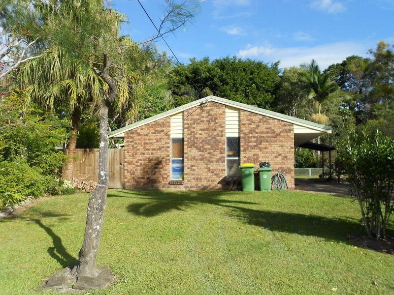 42 Dorson Drive, Mooloolah Valley QLD 4553