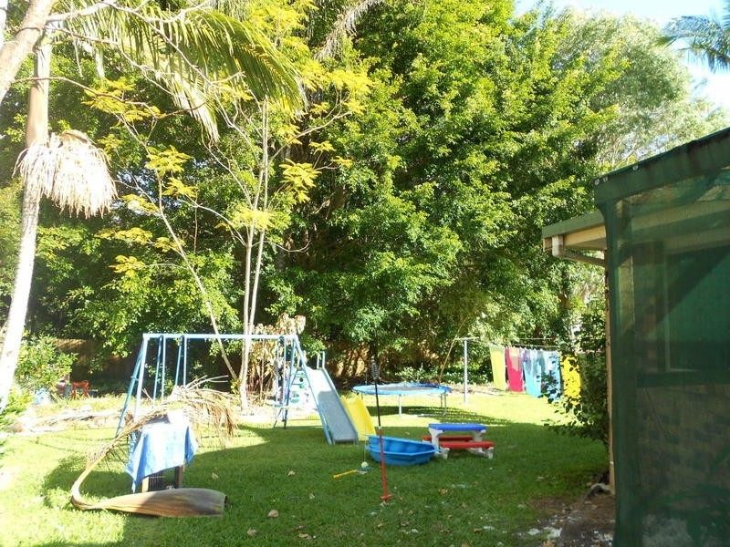 42 Dorson Drive, Mooloolah Valley QLD 4553