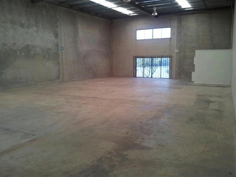 25 Premier Circuit, Warana QLD 4575