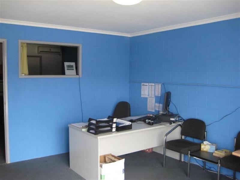 2/ 28 Technology Drive, Warana QLD 4575