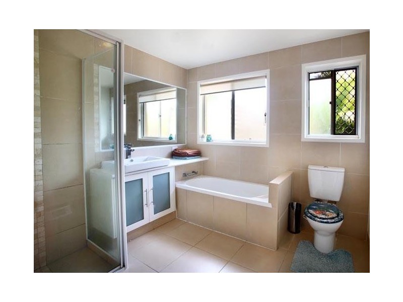 11 Adori Street, Currimundi QLD 4551