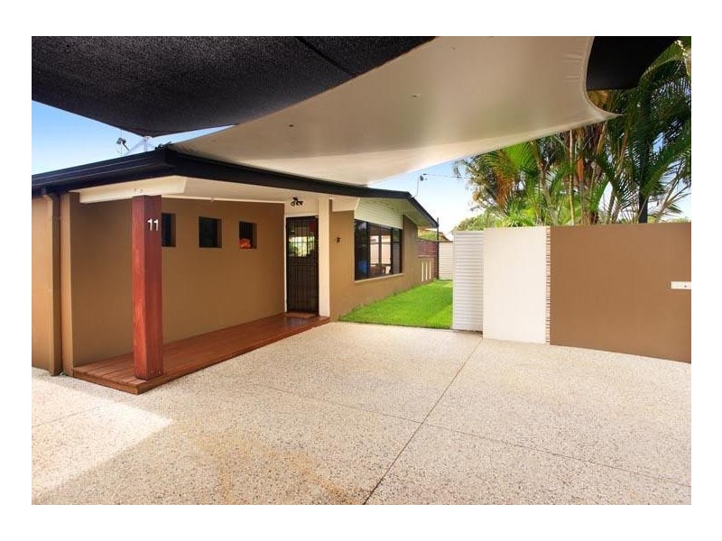 11 Adori Street, Currimundi QLD 4551