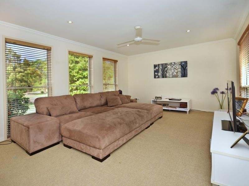 16 Agincourt Street, Pelican Waters QLD 4551