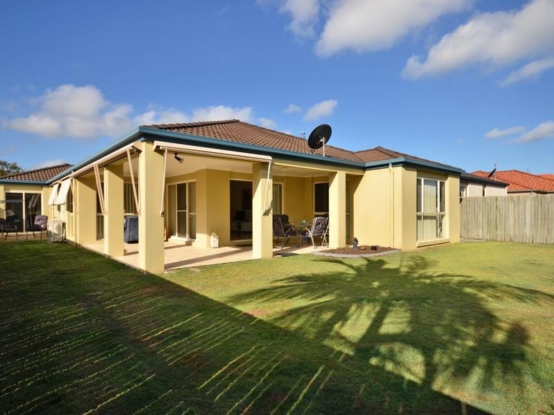 16 Agincourt Street, Pelican Waters QLD 4551