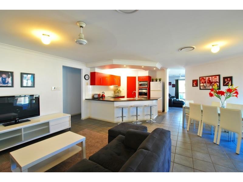 18 Agincourt Street, Pelican Waters QLD 4551