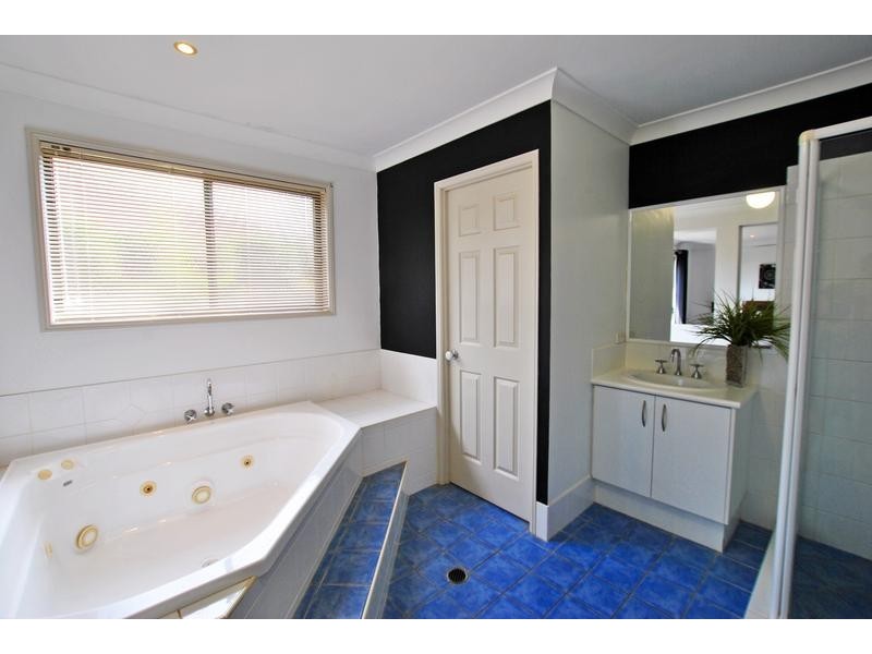 18 Agincourt Street, Pelican Waters QLD 4551